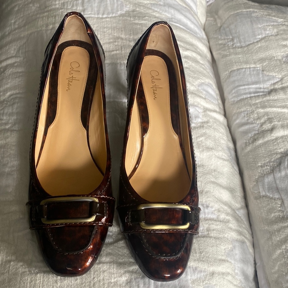 New cole Haan 9.5 well made pumps